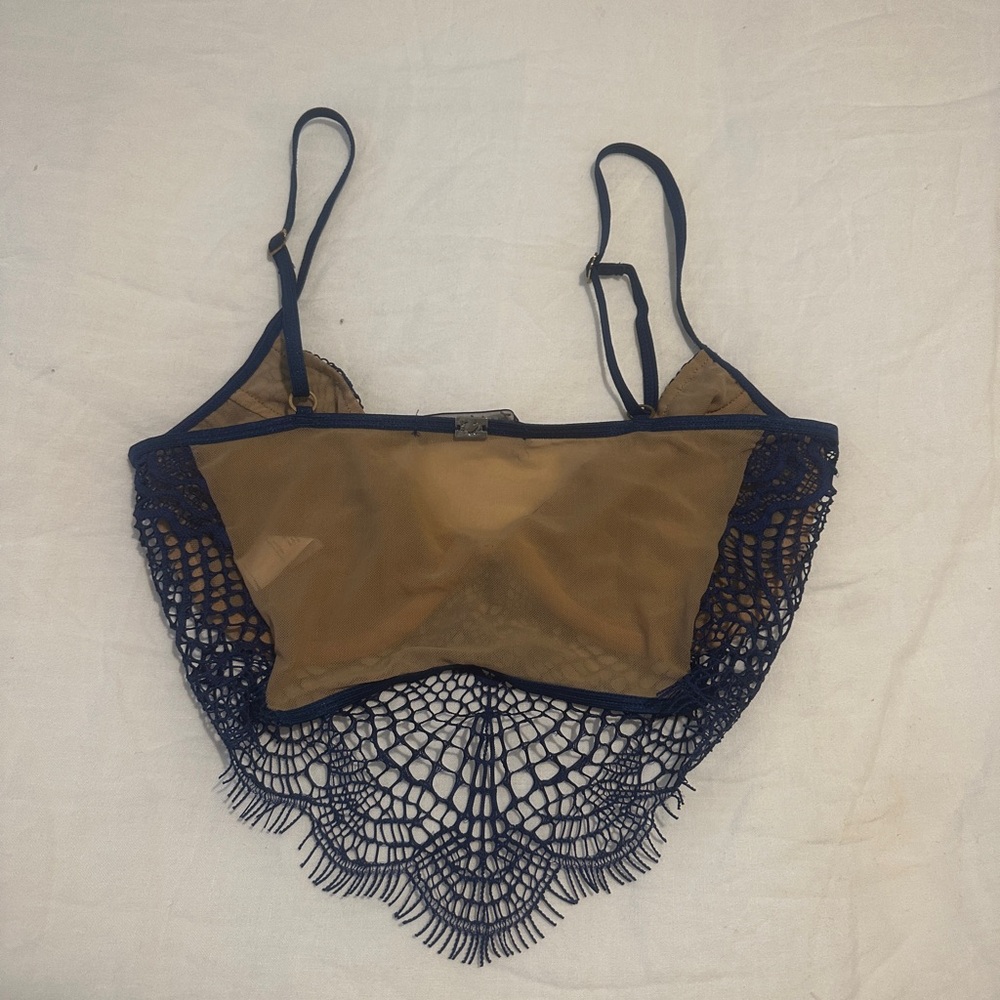 Blue Skivvies Lace Bralette - RARE - Picture 5 of 5